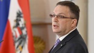 August Wöginger legt seine Funktion als Landesparteiobmannstellvertreter zurück.