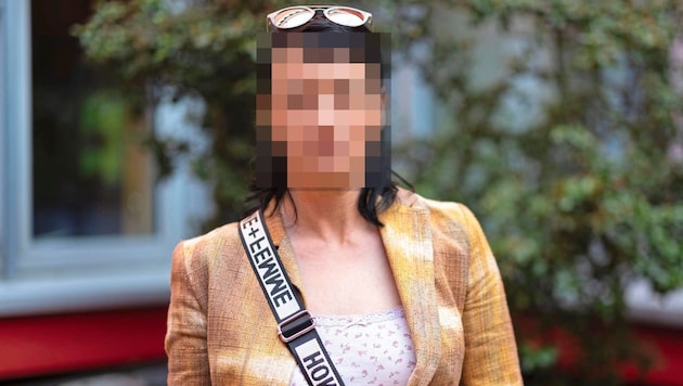 Nina M. states: “I stabbed him out of fear for my life!”