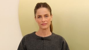 Doppel-Schock für Amanda Peet: Brustkrebs-Diagnose – während beide Eltern im Sterben lagen