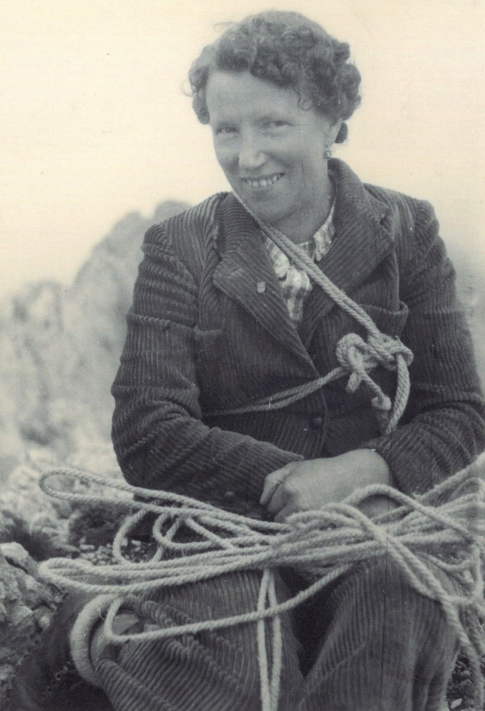 Das Buch erzählt auch über Kletter-Pionierinnen wie Kathi Schlechter (geborene Thaler), die ...