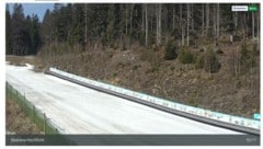 So mager wie auf diesem Webcam-Foto vom Hochficht sind nicht alle heimischen Pisten. In höheren ...