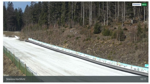 So mager wie auf diesem Webcam-Foto vom Hochficht sind nicht alle heimischen Pisten. In höheren ...