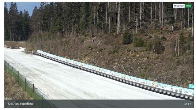 So mager wie auf diesem Webcam-Foto vom Hochficht sind nicht alle heimischen Pisten. In höheren ...