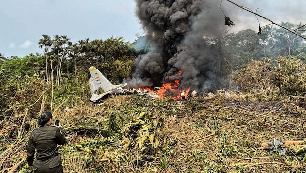 An Bord der Militärmaschine waren rund 125 Menschen.