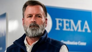 Gregg Phillips leitet die US-Behörde für Katastrophenschutz – wenn er nicht gerade teleportiert ...
