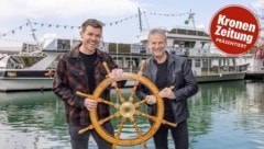 Gemeinsam am Ostbucht-Steuer: Nockis-Star Gottfried Würcher und Mister Matakustix Matthias ...