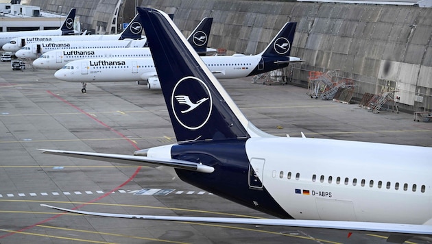 Der Lufthansa-Chef freut sich über den Gewinn, den der Iran-Krieg bringt.