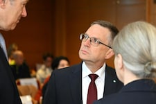 August Wöginger steht derzeit in Linz vor Gericht. 