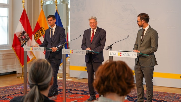 Ein letztes Mal als Regierungsteam traten Martin Gruber, Peter Kaiser und Sebastian Schuschnig ...