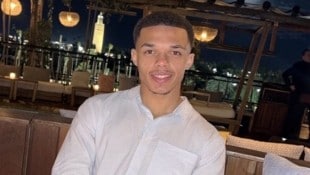 Sam Rushton wollte Kindern etwas Gutes tun und lan