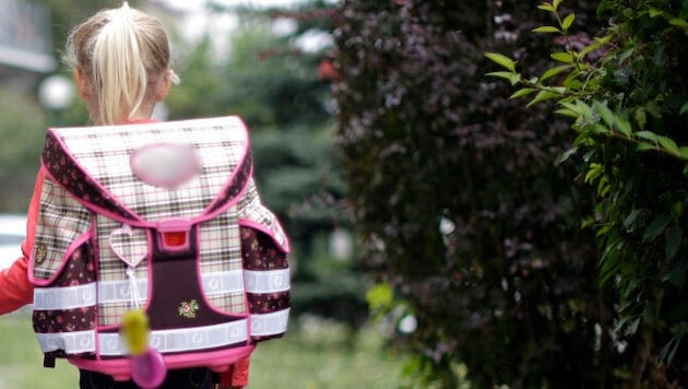 Ein siebenjähriges Mädchen wäre offenbar beinahe Opfer von Entführern geworden (Symbolbild).