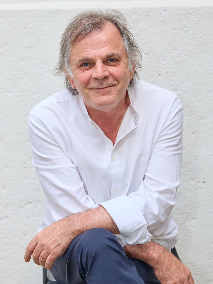 Markus Hinterhäuser kehrt in Linz auf die Bühne zurück, allerdings als Pianist – was er auch ...