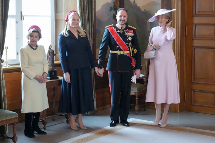 Königin Sonja, Kronprinzessin Mette-Marit, Kronprinz Haakon und Königin Mathilde
