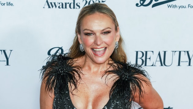 Mel Schilling im November 2025 bei den Beauty-Awards in London – nun trauert ihre Familie um ...