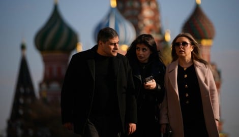 Panik in Moskau: Netzwerke wie WhatsApp, X und Instagram oder auch die zu Tausenden gesperrten ...