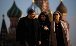 Panik in Moskau: Netzwerke wie WhatsApp, X und Instagram oder auch die zu Tausenden gesperrten ...