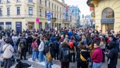 Rund 400 Menschen hatten an der Gedenkverstaltung für den getöteten Mahmoud A. teilgenommen. 