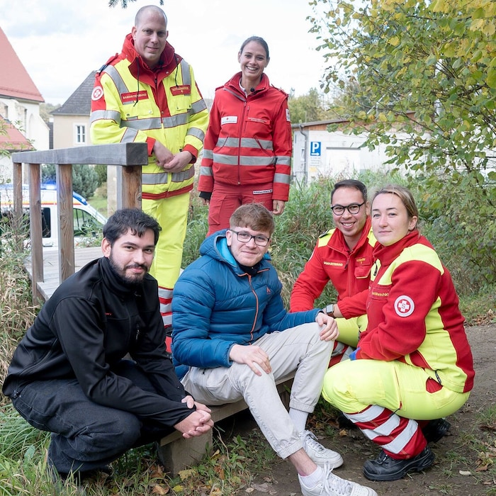 Rotes Kreuz und Samariterbund klären auf, wie man bei Verletzungen in der Natur am besten hilft.