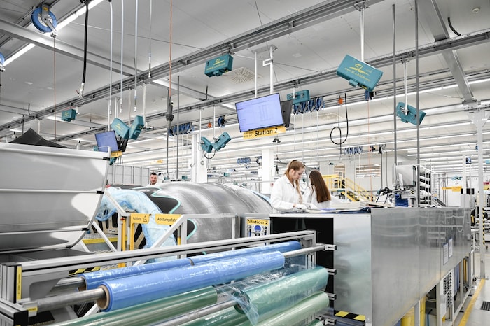 FACC entwickelt und fertigt Bauteile für Flugzeuge.