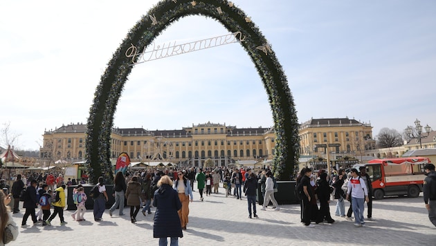 Seit Donnerstag ist der Ostermarkt in Schönbrunn geöffnet
