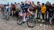 Auf Marco Haller (re.) und die Radprofis warten jetzt die Klassiker wie Paris-Roubaix.