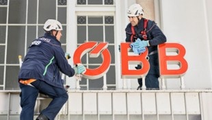 Sobald die Temperaturen wieder ansteigen, wird auf sämtlichen Bahnhöfen geschrubbt und poliert. 