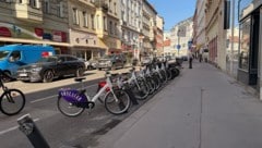 Weniger Parkplätze wegen der neuen WienMobil-Radstation in der Margaretenstraße.