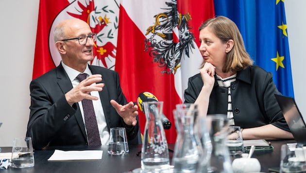 LH Mattle und Staatssekretärin Eibinger-Miedl stellten die Pläne für eine verbesserte ...