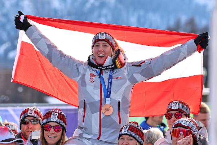 In Cortina eroberte Hütter Super-G-Bronze.