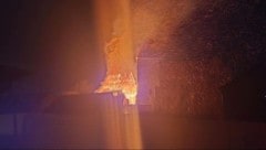Verletzt wurde bei dem Brand ersten Erkenntnissen zufolge niemand.