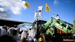 Umweltaktivisten fordern schon lange ein Verbot von PFAS, sogenannten Ewigkeitschemikalien (im ...