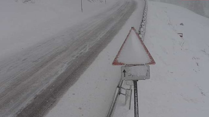 Snow chains are mandatory on the Arlberg Pass.