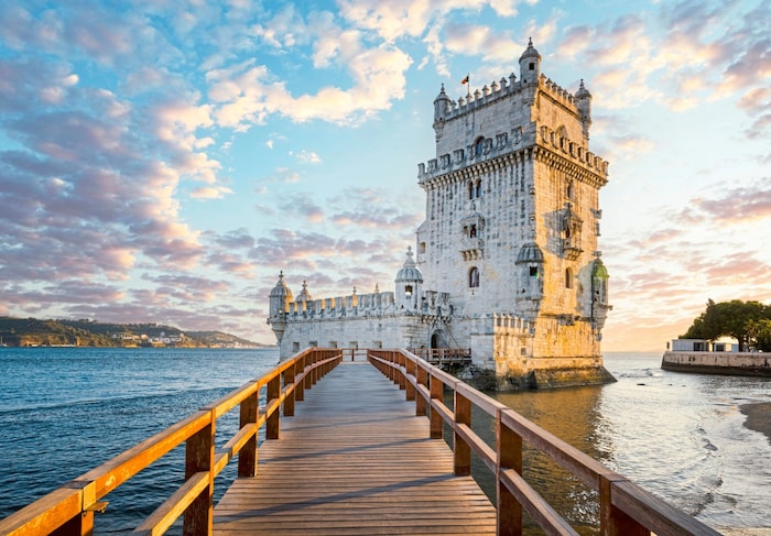 Der berühmte Turm von Belém. Von hier aus startete Vasco da Gama zur Entdeckung des Seeweges ...