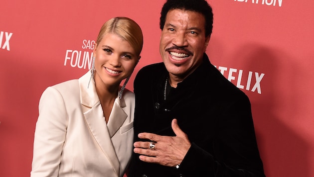 Sofia Richie, die jüngste Tochter von Sänger Lionel Richie, ist wieder Mama geworden.