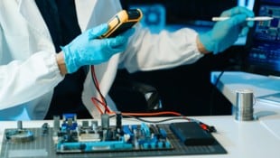 Während Investoren jubeln, stehen in dem Konzern unangenehme Entscheidungen an.