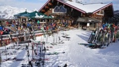 Zwischen Anfang Februar und Mitte März soll der 18-Jährige immer wieder gestohlene ...