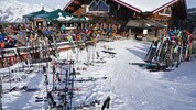 Zwischen Anfang Februar und Mitte März soll der 18-Jährige immer wieder gestohlene ...
