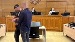 „Ich habe erst nach der Verhaftung verstanden, was ich angerichtet habe“, sagt der Angeklagte ...