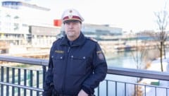 Villachs Polizeichef Erich Londer und seine Ermittler-Kollegen sagen illegaler Prostitution den ...