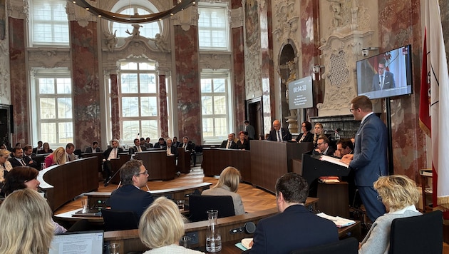 Markus Stotter, Bundesrats-Präsident und Oberlienzer Bürgermeister, war zu Gast im Landtag.