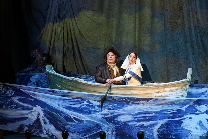 Szenenbilder aus „Die Piraten von Penzance“