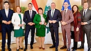 Die achtköpfige steirische Landesregierung aus FPÖ- und ÖVP-Politikern 