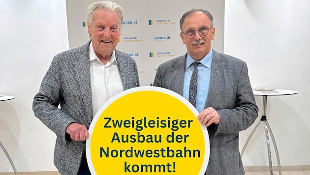 Plakativer Auftritt: Babinsky (li.) und Abgeordneter Hogl.
