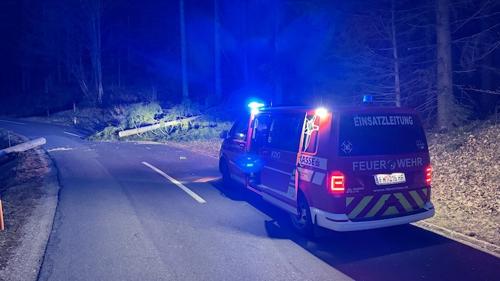 Die Feuerwehr Pöllau musste bereits in der Nacht ausrücken.