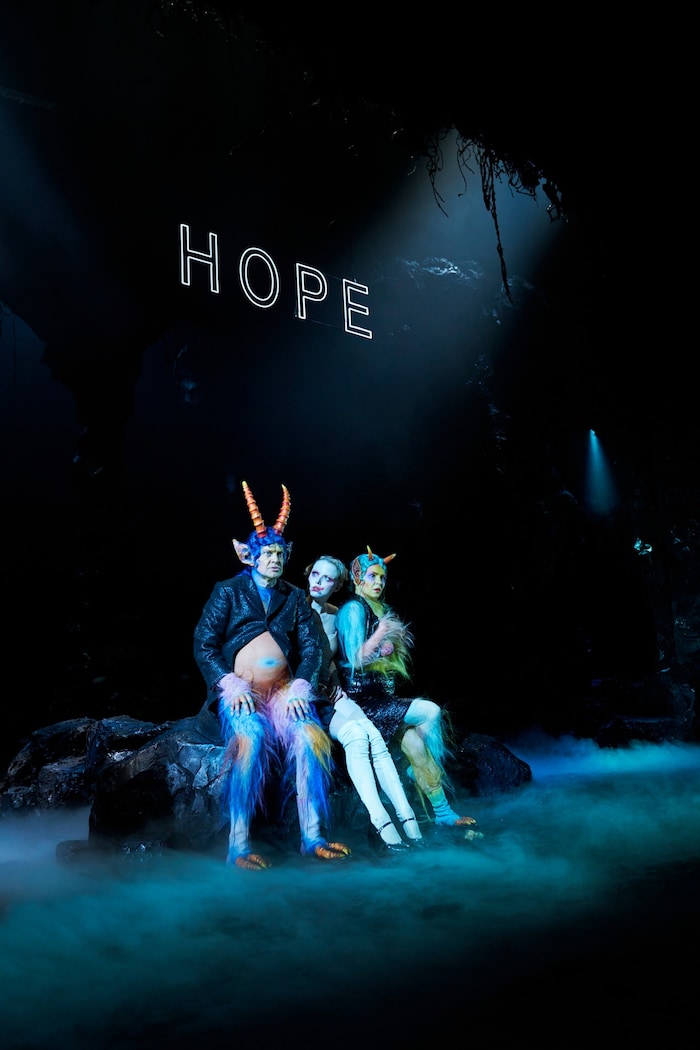 „Glaube, Liebe, Hoffnung“: Dietmar König, Marie-Luise Stockinger, Andrea Wenzl