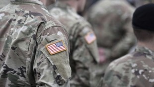 Trump pokert mit Truppen: 10.000 Soldaten vor Einsatz?