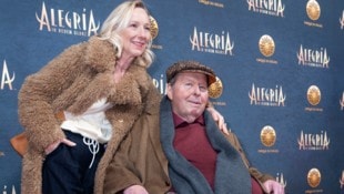 Fischer und seine Frau Simone Brandlmeier im Februar 2026 bei einer Veranstaltung in München.