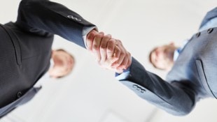 Mit Vitamin „B“ gelangen auch die größten Vollpfosten zum Chefposten.