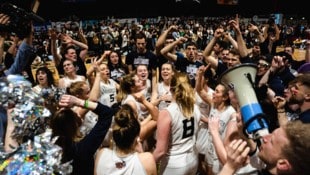 Beim Finale der BasketballerIinnen geht in der Sport Arena wieder die Post ab.