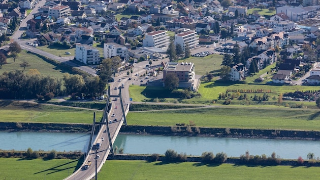 Diese Brücke über den Rhein wurde nach Paul Grüninger benannt.